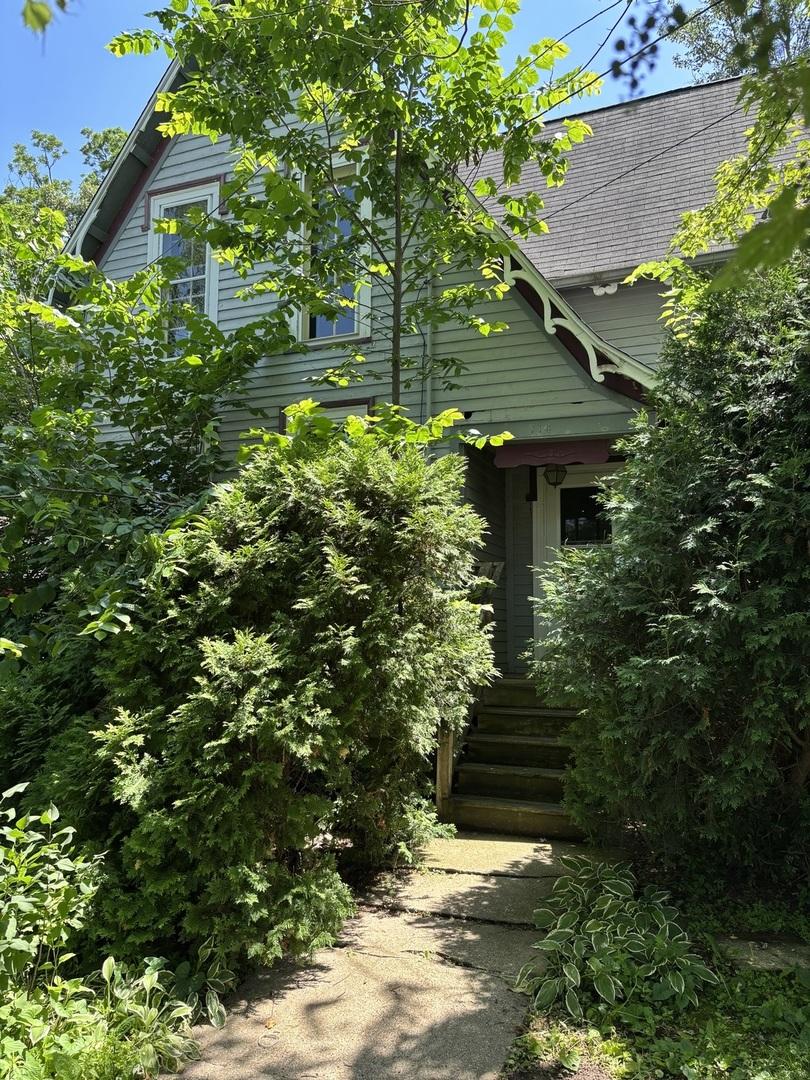 114 E Brown St., West Chicago, IL 60185