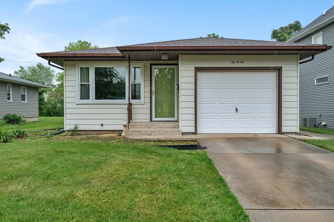 206 Morris St., Joliet, IL 60436
