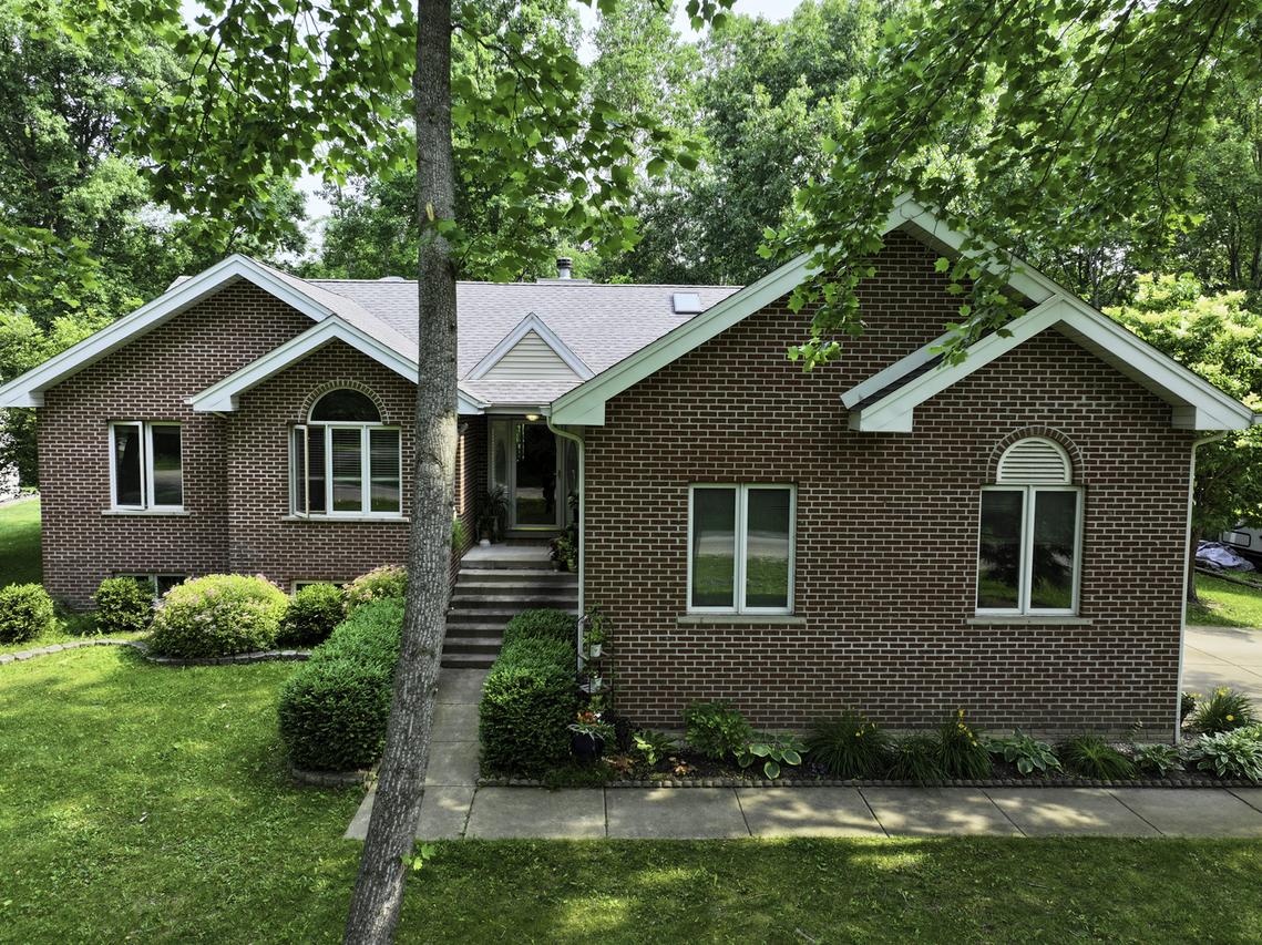 3 Wood Dr., Putnam, IL 61560