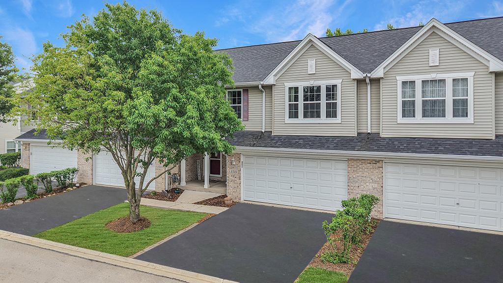 1335 Acorn Dr., Crest Hill, IL 60403