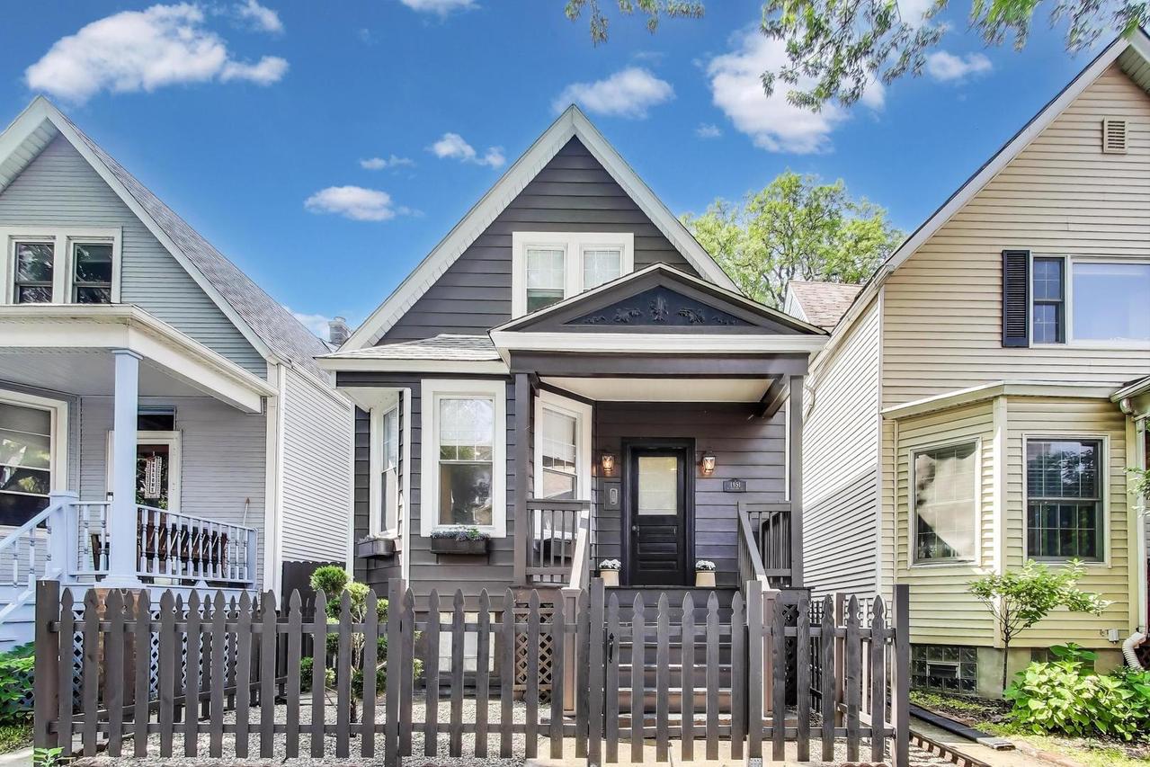 1951 W Addison St., Chicago, IL 60613