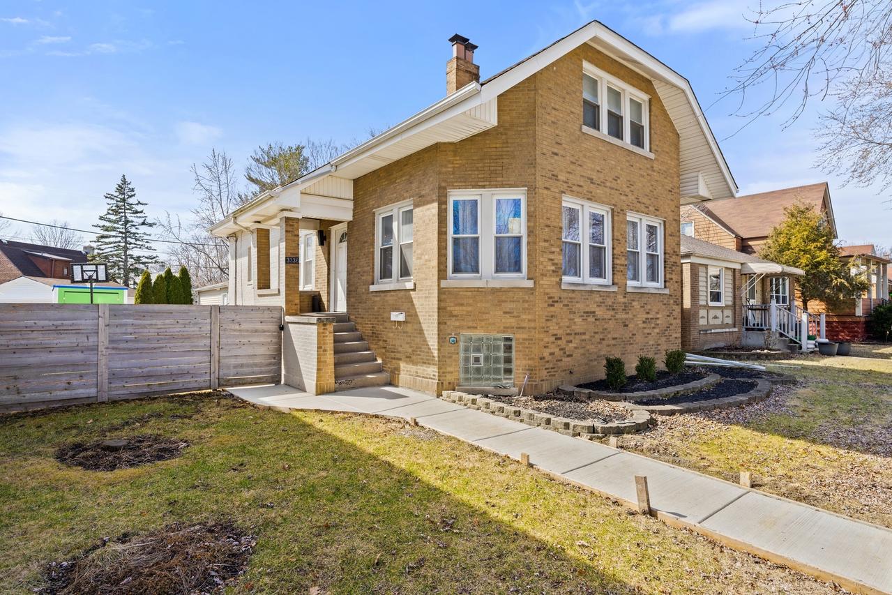 3336 Grand Blvd., Brookfield, IL 60513