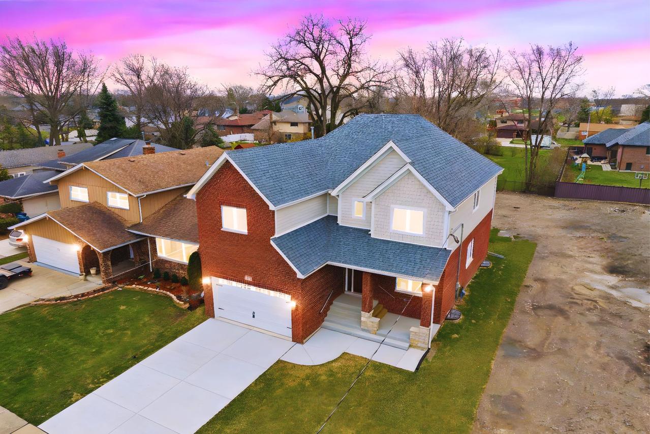 6705 W 91st Pl., Oak Lawn, IL 60453