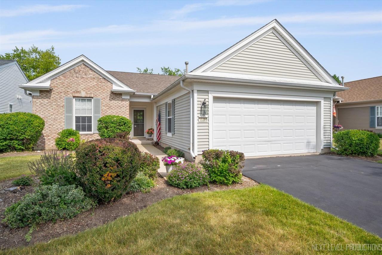 11298 Maplewood Ave., Huntley, IL 60142