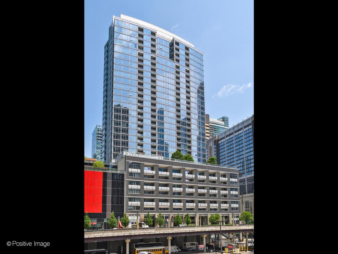 240 E Illinois St. #903, Chicago, IL 60611