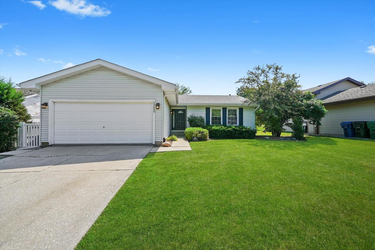 13659 W Cedarbend Dr., Homer Glen, IL 60491