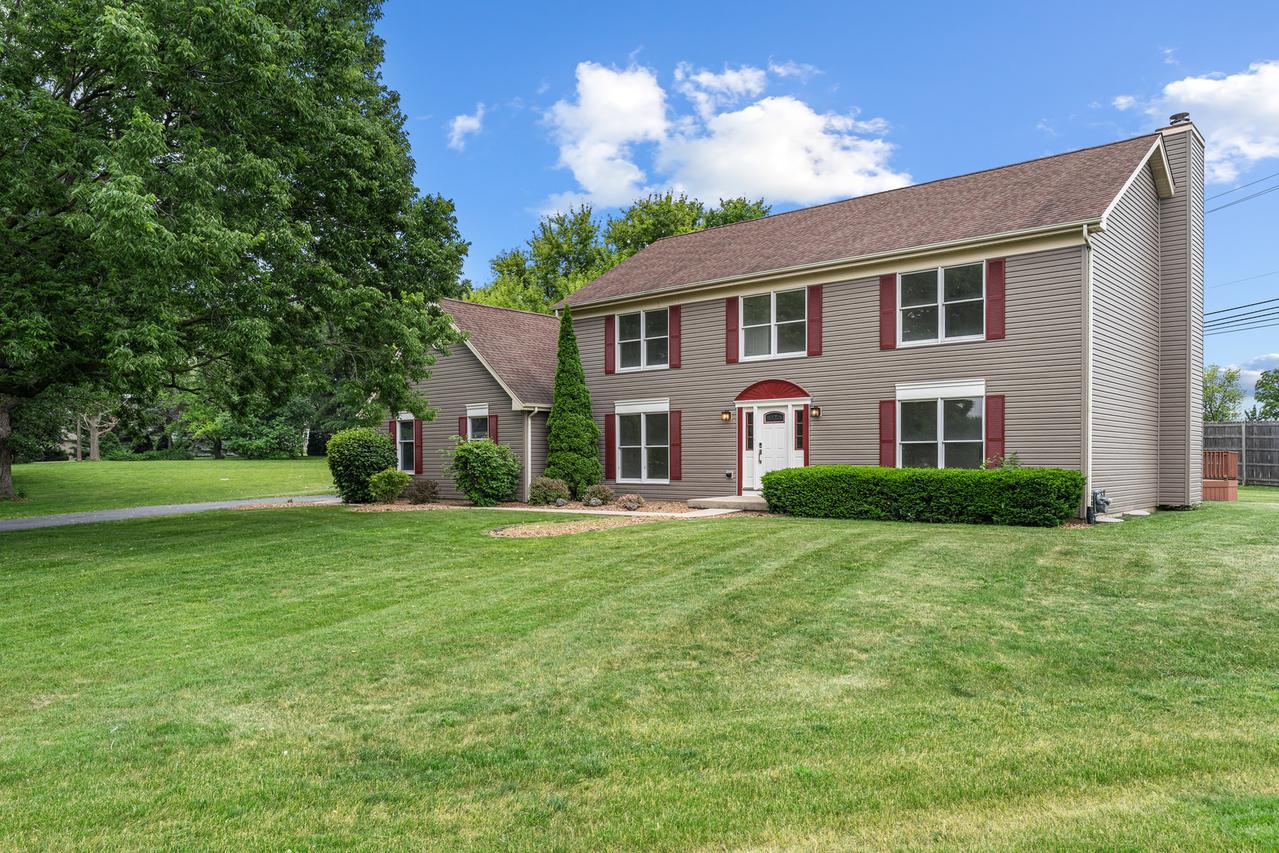 747 Jamestowne Ct., Sleepy Hollow, IL 60118