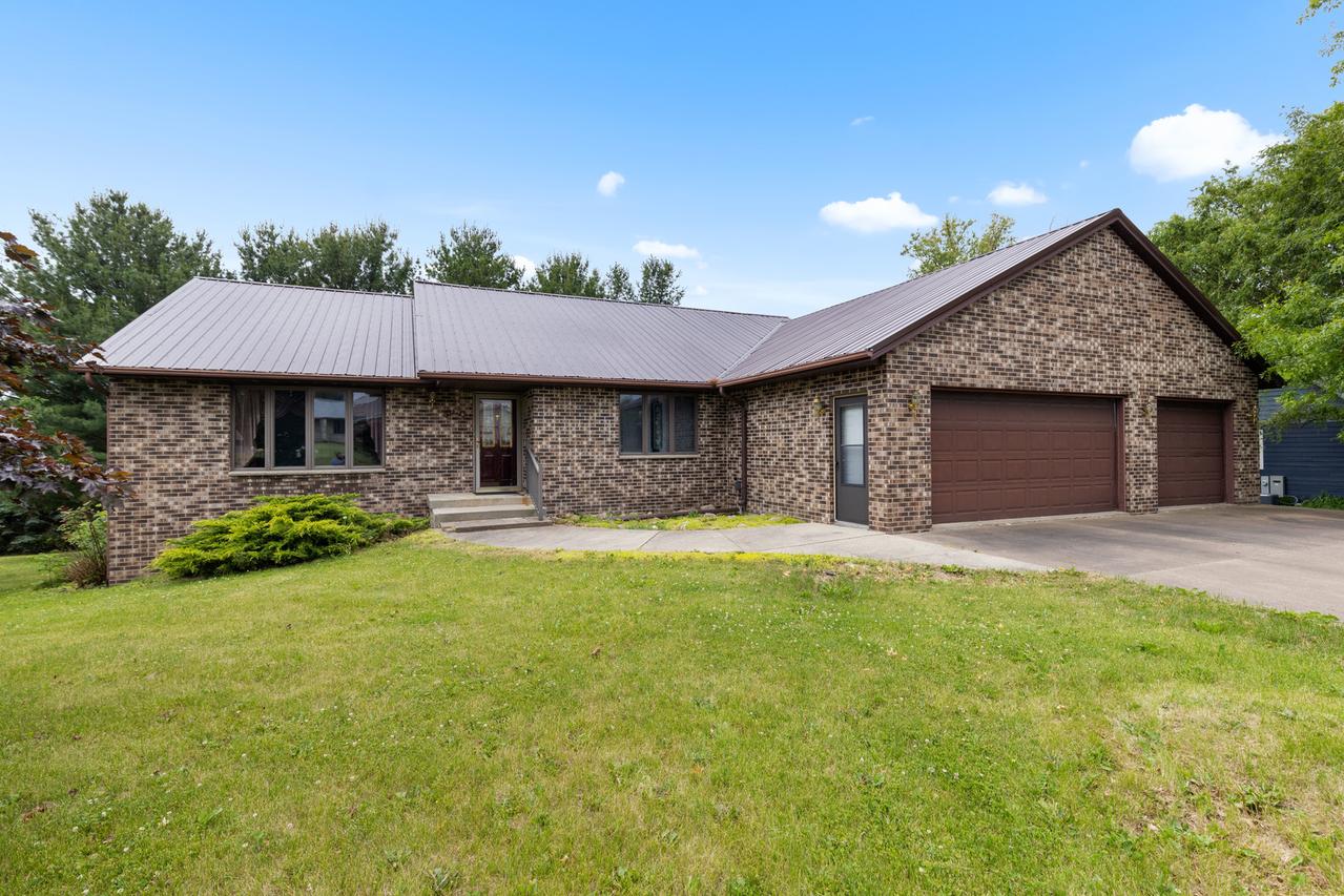 217 Hancock Dr., Orangeville, IL 61060