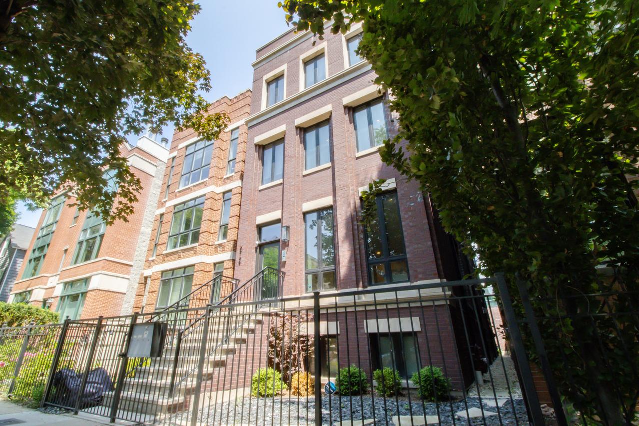 2727 N Kenmore Ave. #2, Chicago, IL 60614