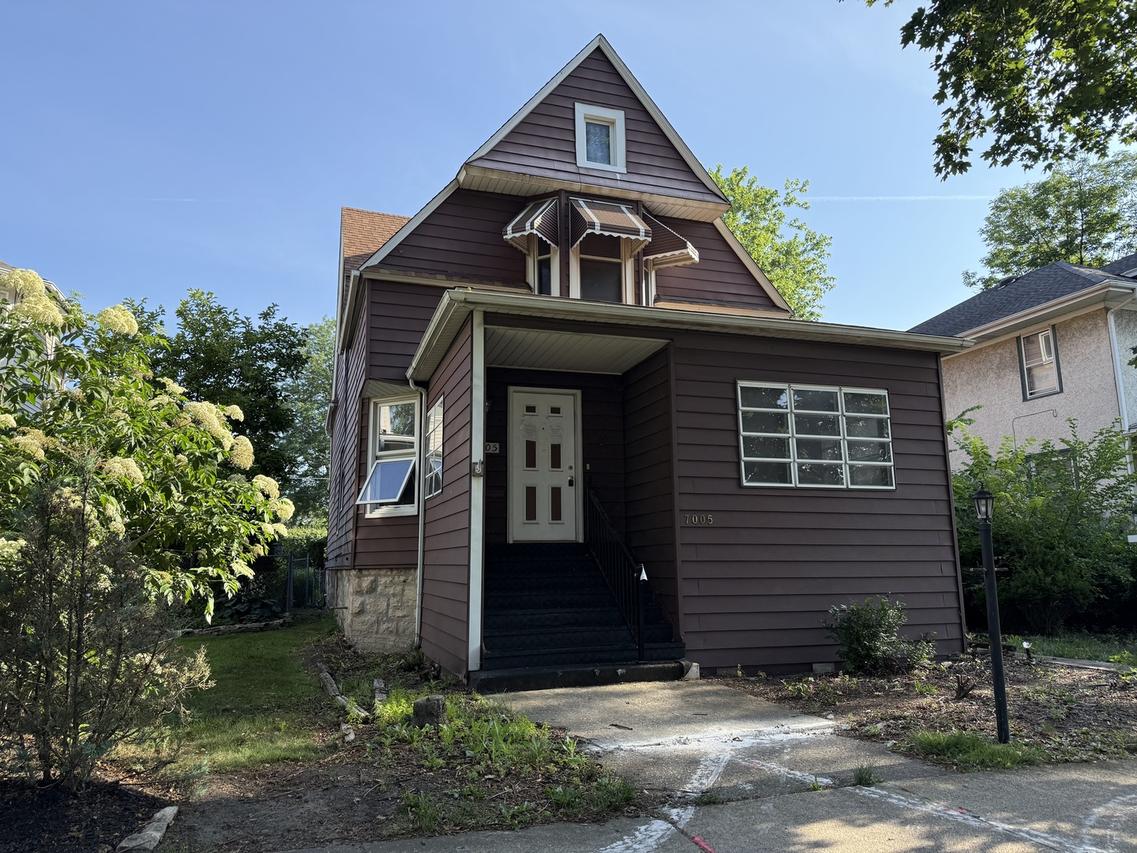 7005 34th St., Berwyn, IL 60402