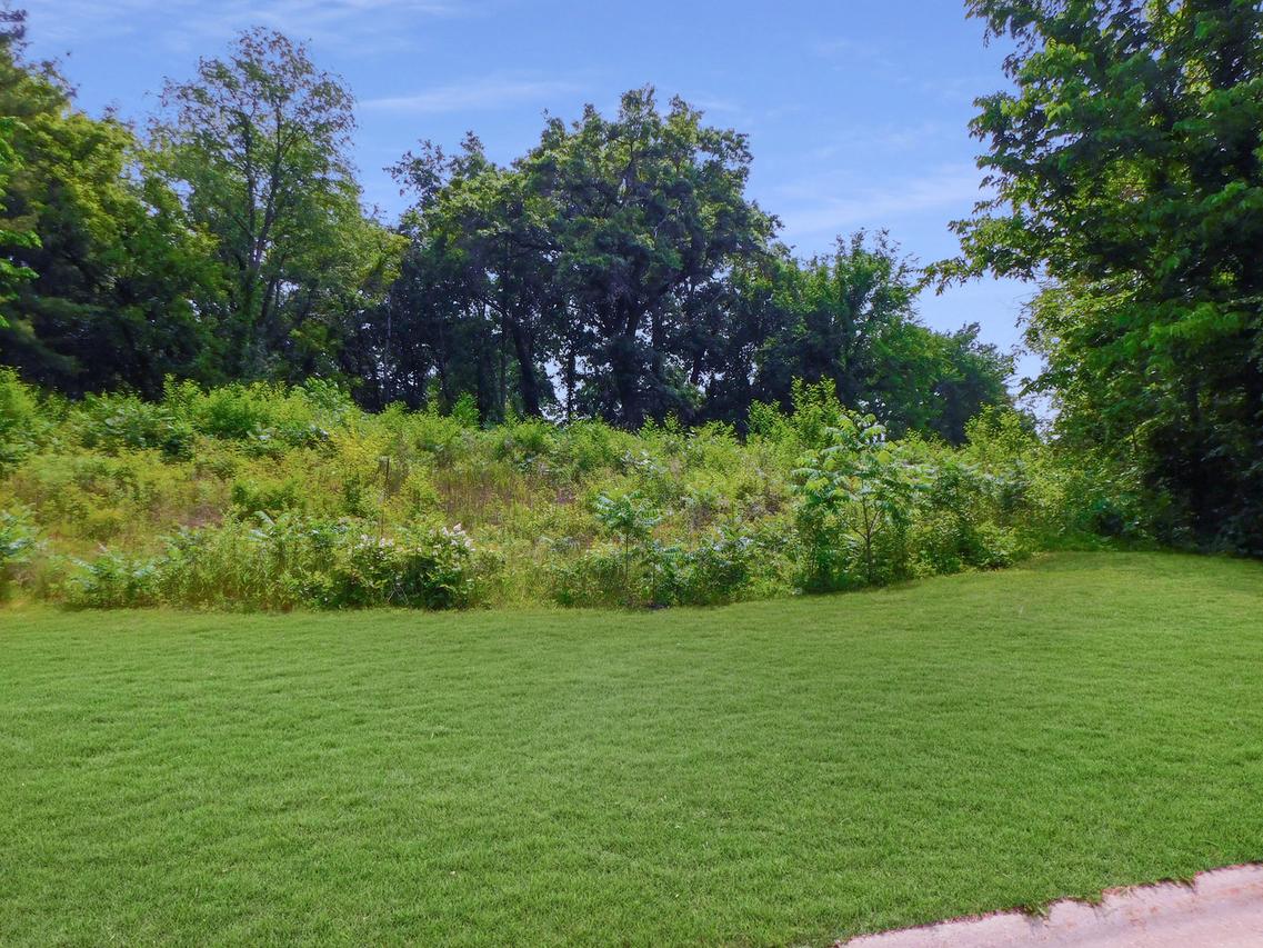 13071 Promontory Tr., Roscoe, IL 61073