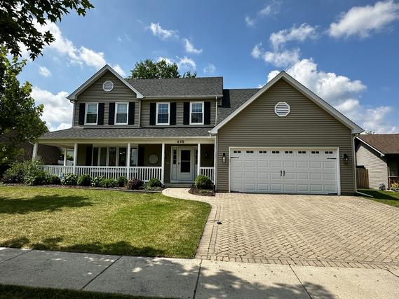 648 N Airlite St., Elgin, IL 60123