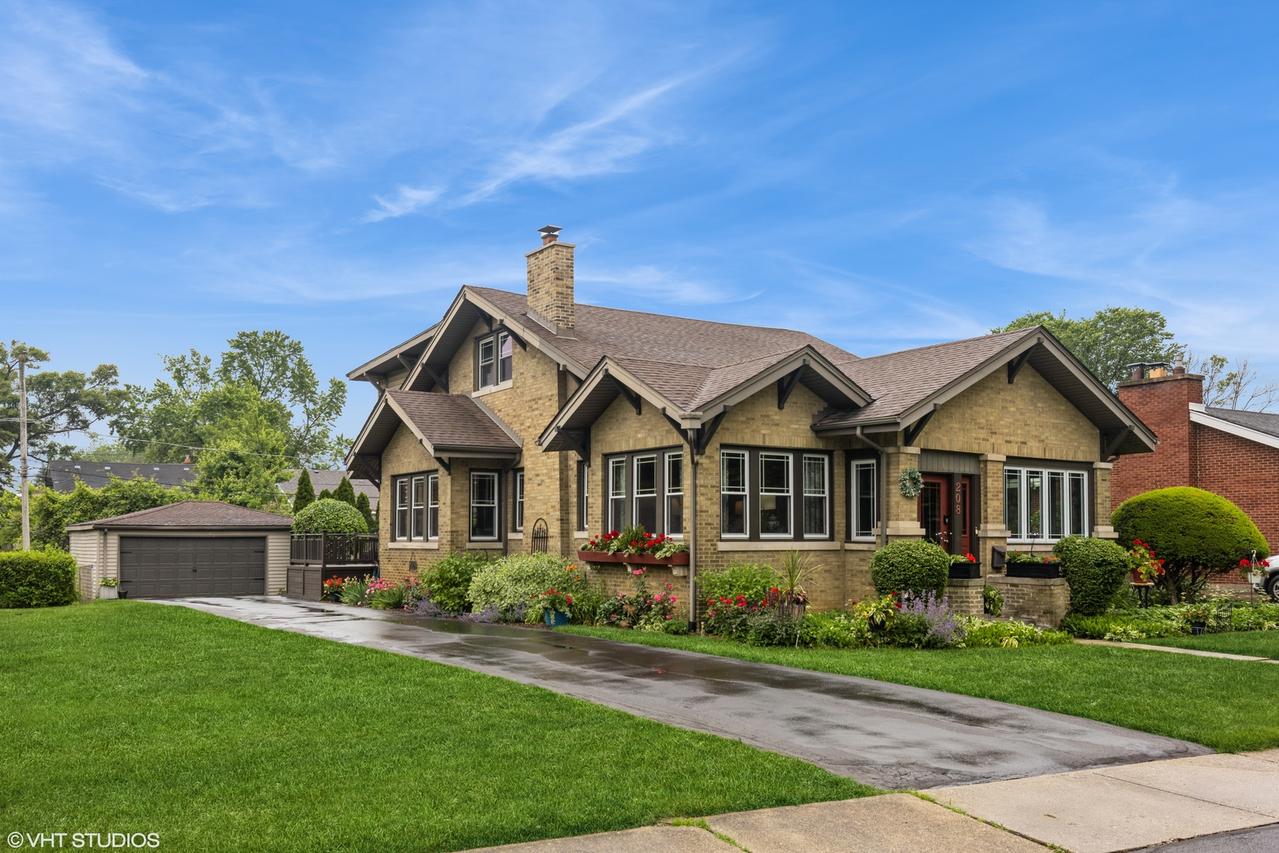 208 Country Club Rd., Chicago Heights, IL 60411