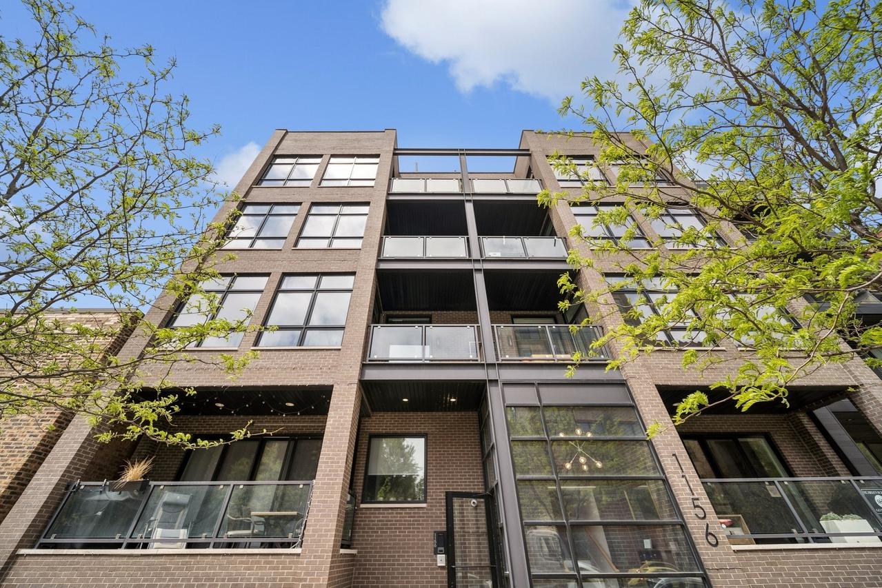1156 W Ohio St. #4E, Chicago, IL 60642