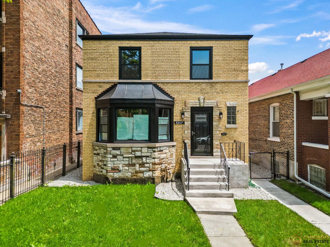 8207 S Laflin St., Chicago, IL 60620