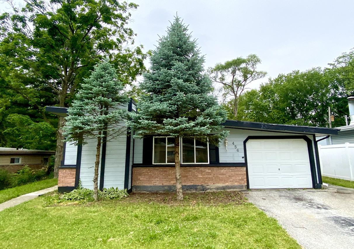456 Tomahawk St., Park Forest, IL 60466