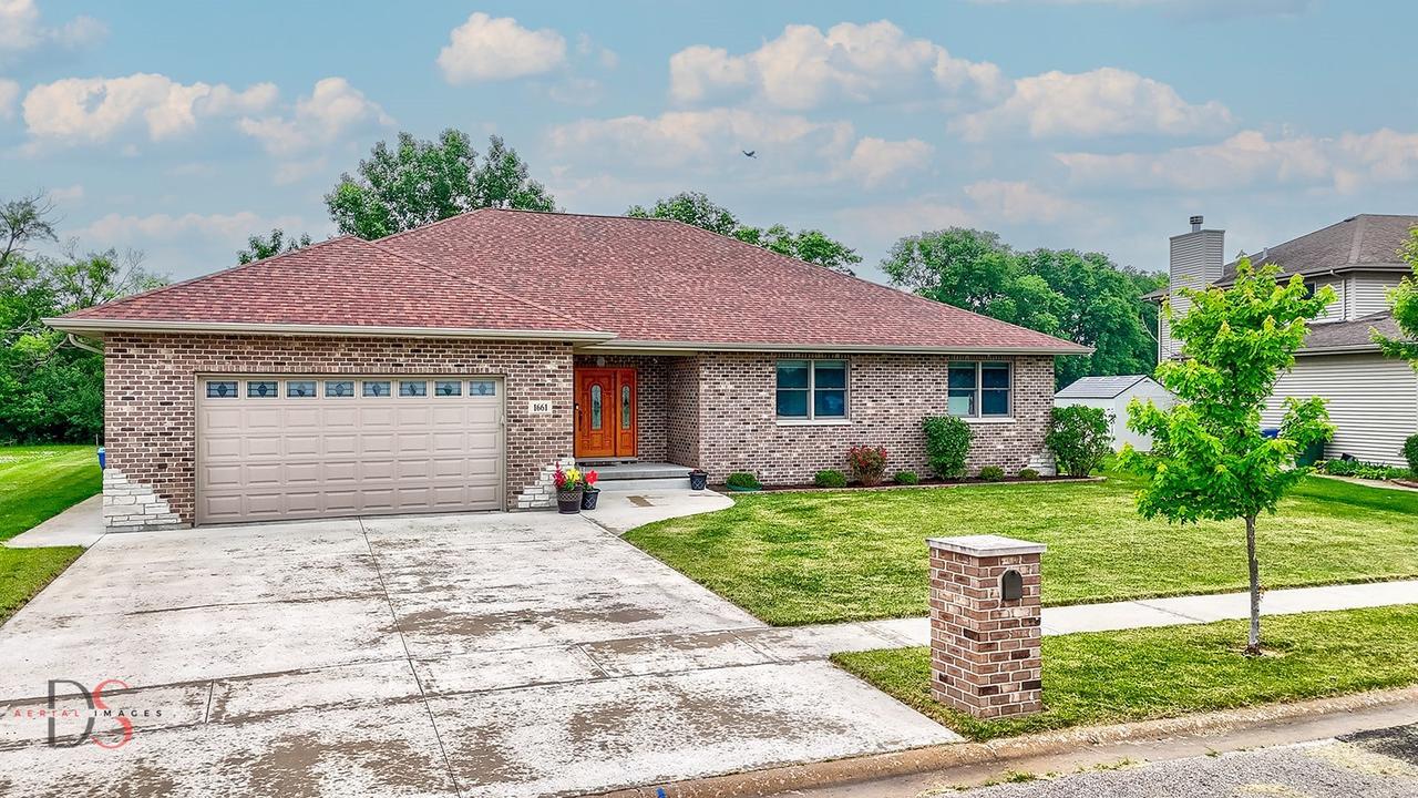 1661 Locust Rd., Morris, IL 60450