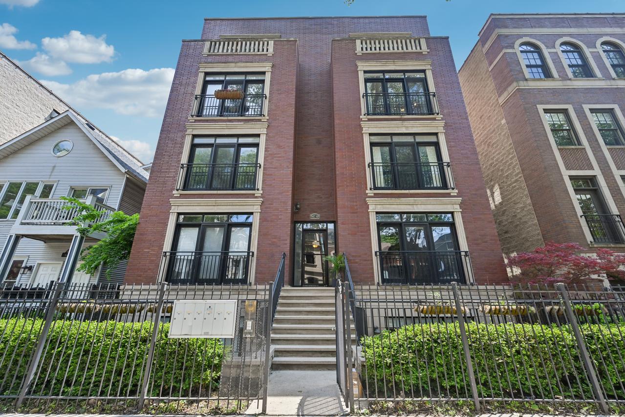 949 W Montana St. #3W, Chicago, IL 60614