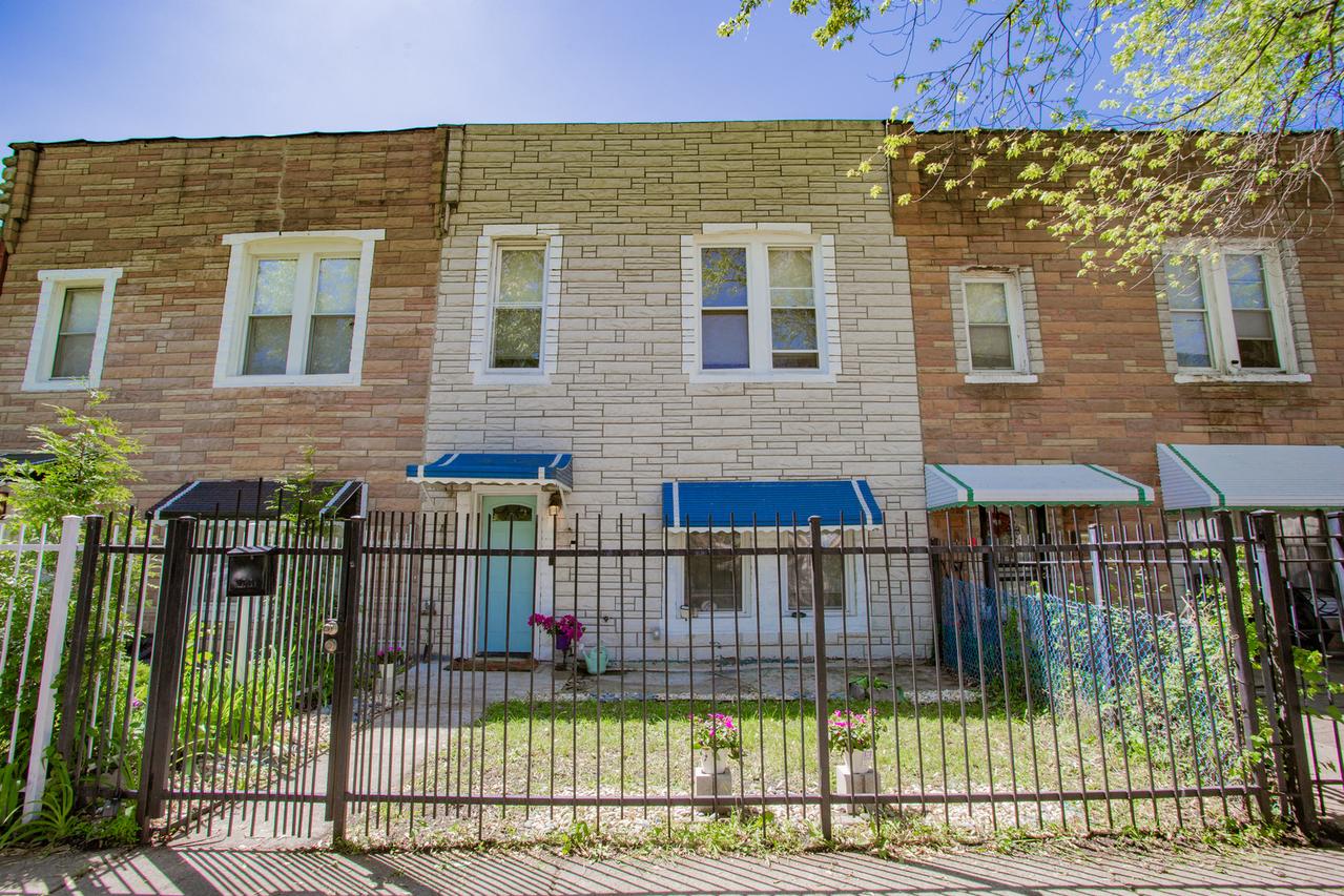 3721 W Ferdinand St., Chicago, IL 60624