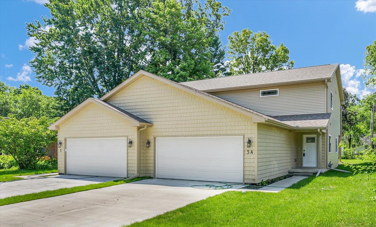 5 Montclair Rd. #A, Urbana, IL 61801