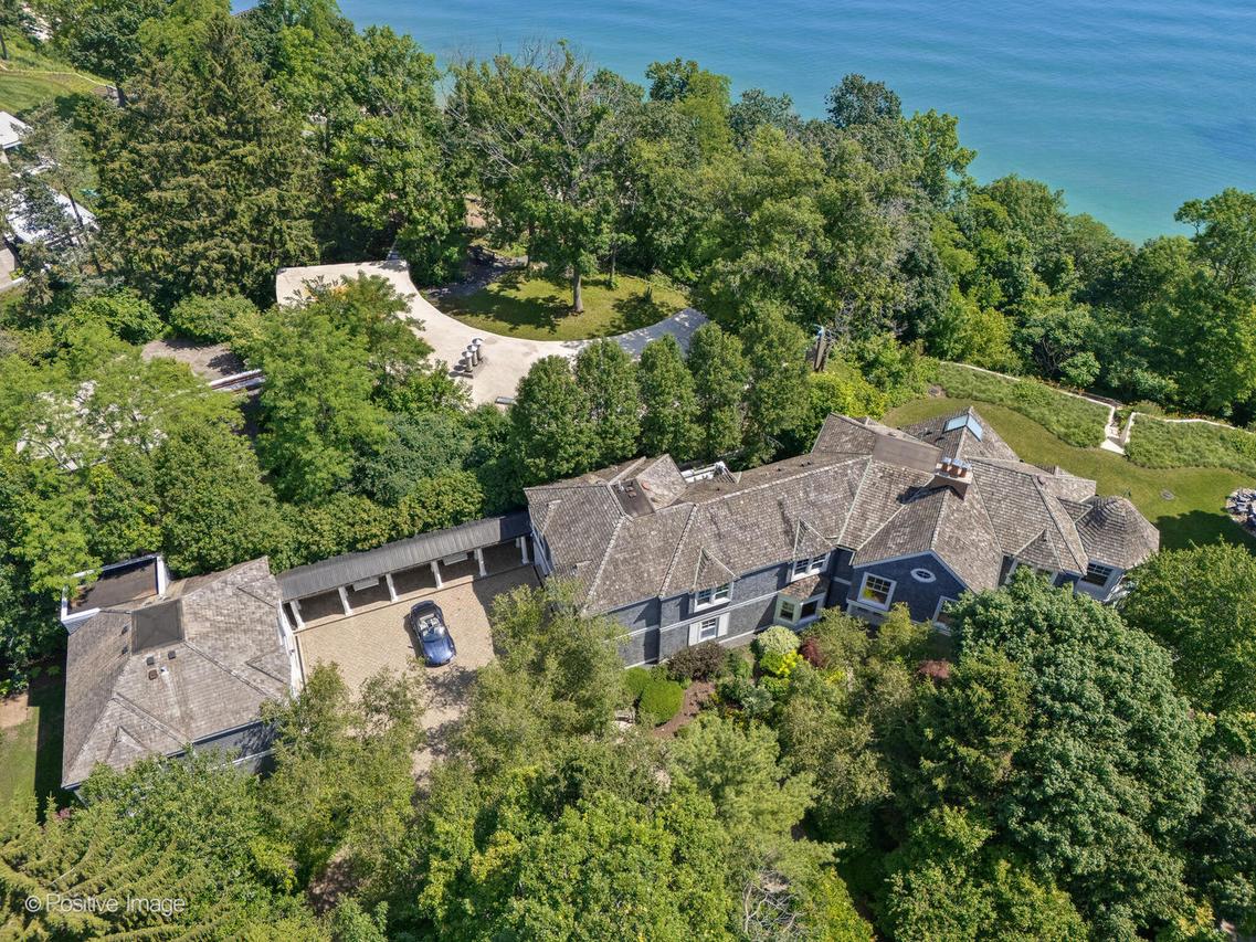 55 Prospect Ave., Highland Park, IL 60035