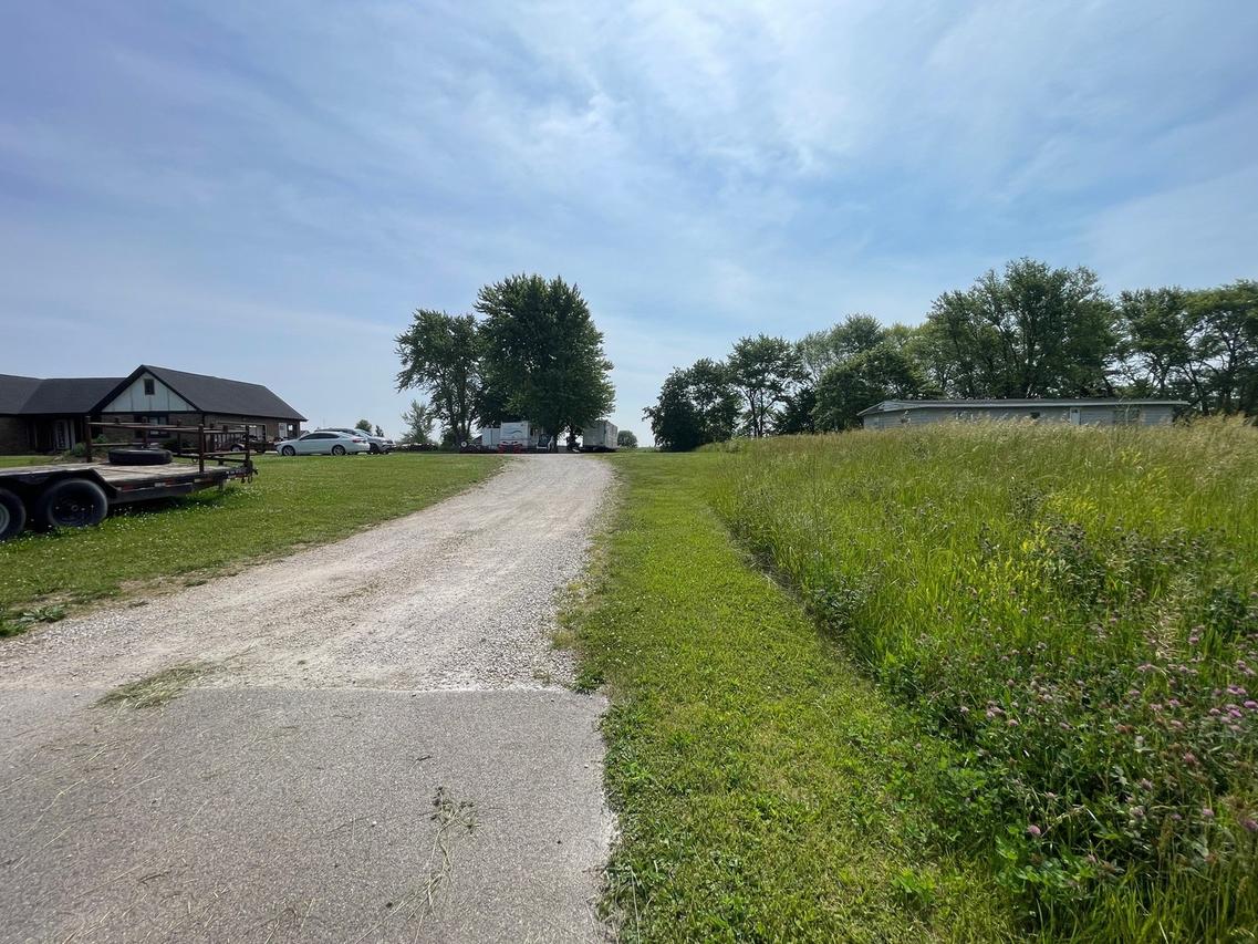 2914 E 29th Rd., Seneca, IL 61360