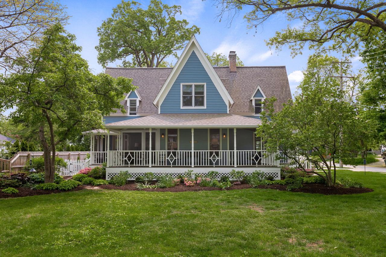 601 E Center Ave., Lake Bluff, IL 60044