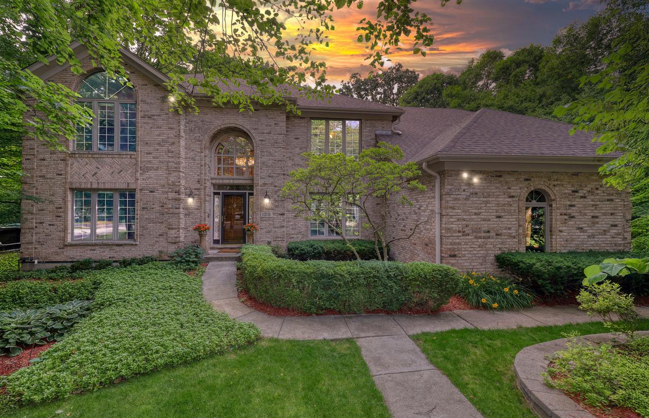 1315 Keim Tr., St. Charles, IL 60174