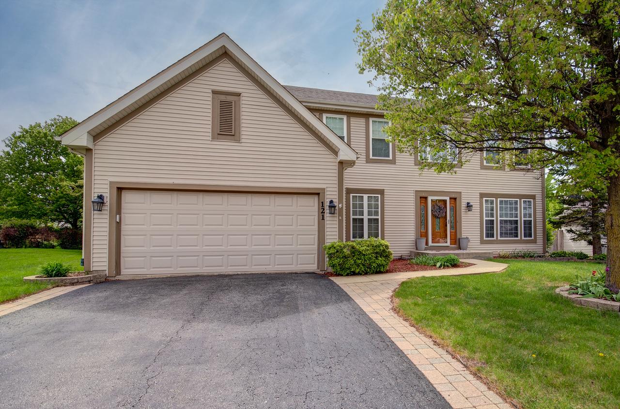 121 Brookhaven Ct., Sugar Grove, IL 60554