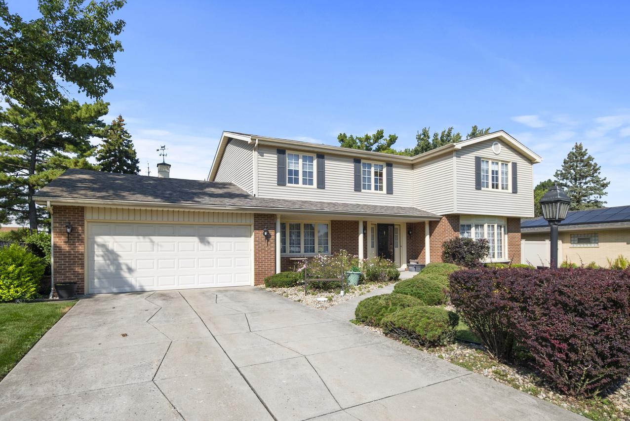 13008 S Meade Ave., Palos Heights, IL 60463