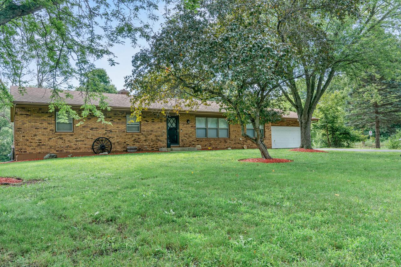 1025 Harper Dr., Algonquin, IL 60102