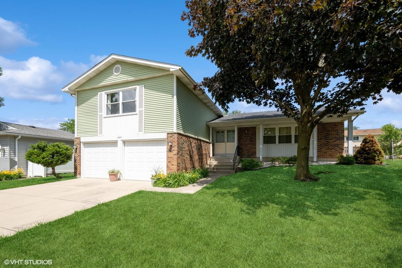 4085 N New Britton Dr., Hoffman Estates, IL 60192