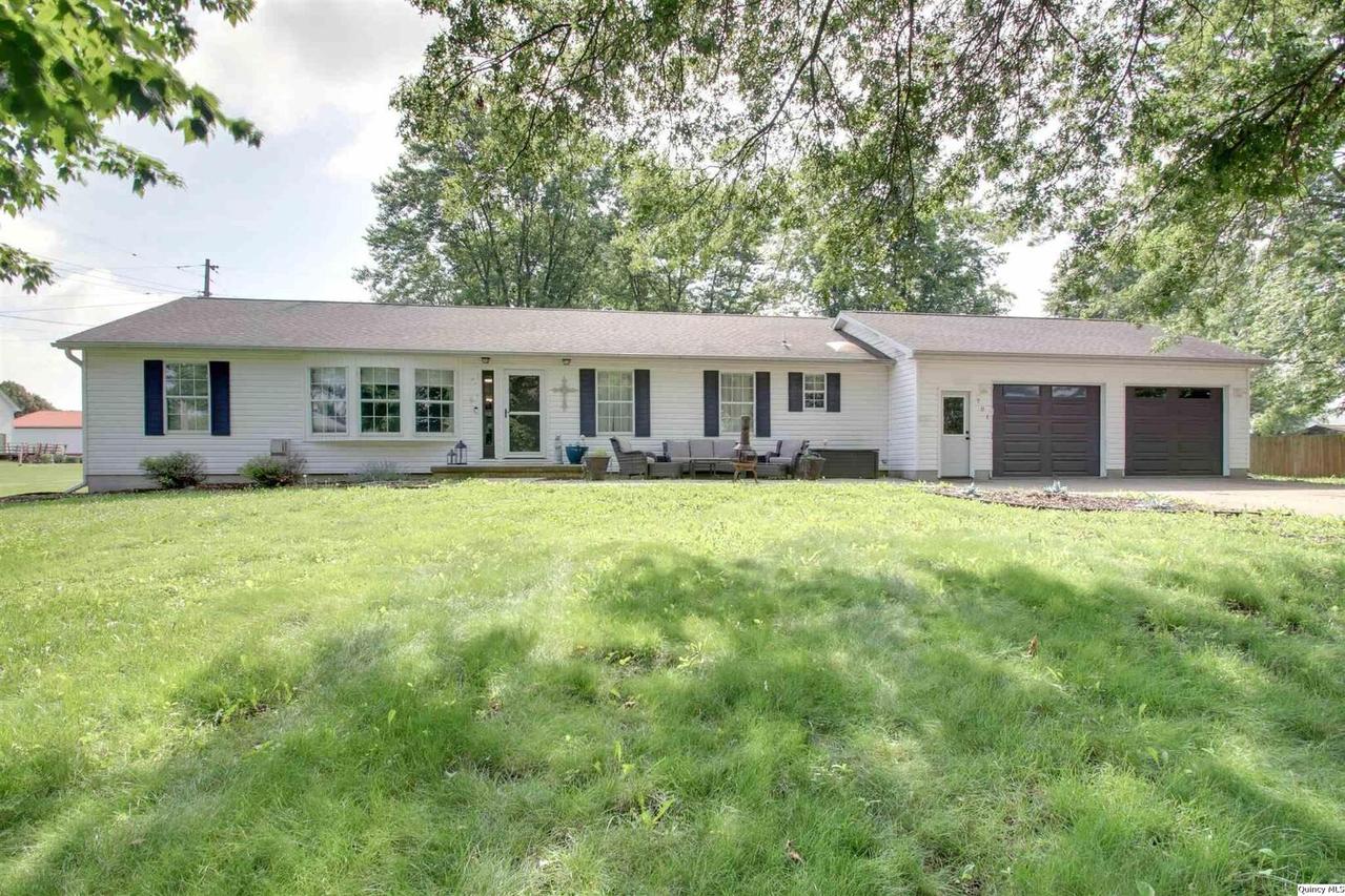 701 Dudley St., Liberty, IL 62347