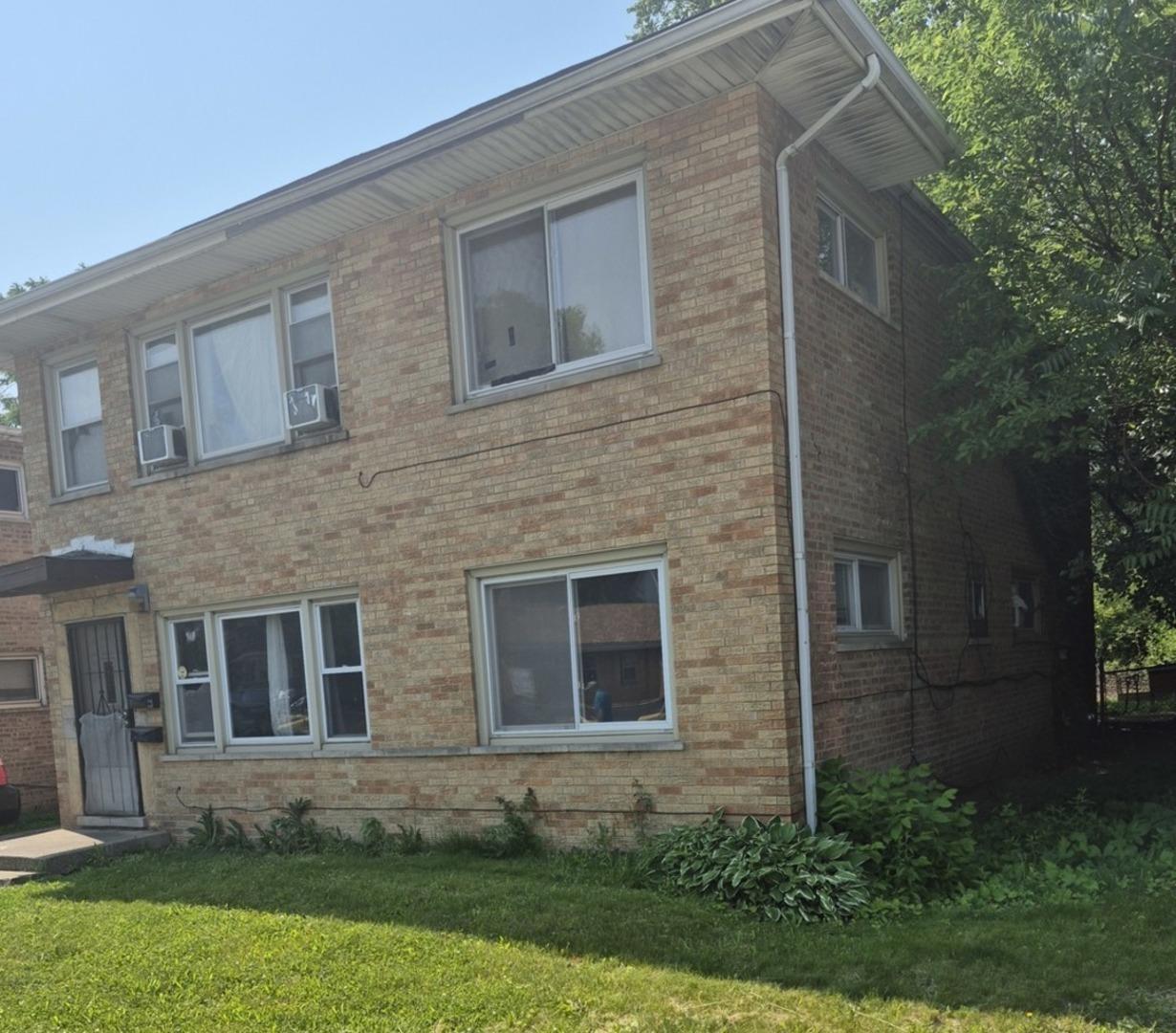 1927 S 171st St., East Hazel Crest, IL 60429