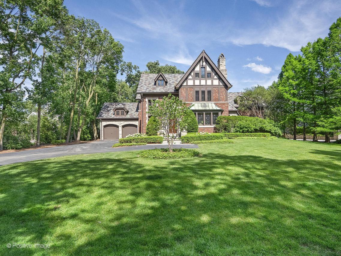 841 S County Line Rd., Hinsdale, IL 60521