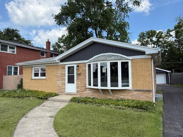 2912 175th St., Hazel Crest, IL 60429