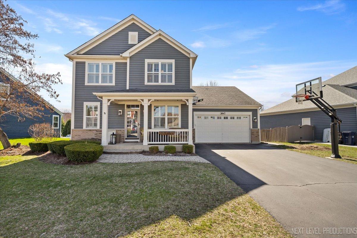 3047 Chalkstone Ave., Elgin, IL 60124