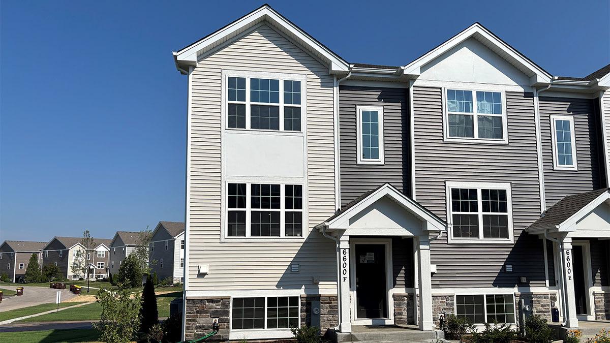 6600 Linden Tr. #F, Wonder Lake, IL 60097