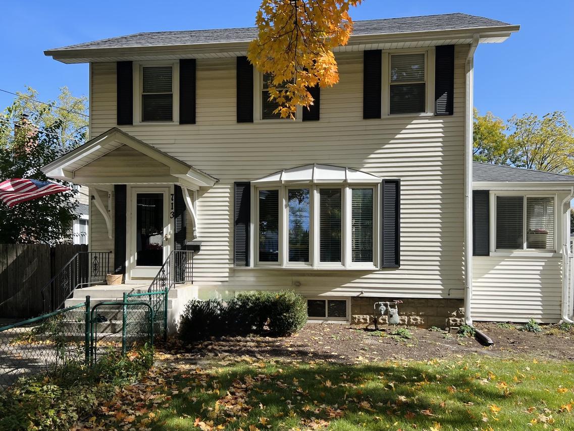 713 Warrenville Rd., Wheaton, IL 60189