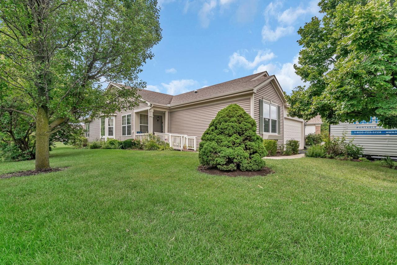 21201 Lily Lake Ln., Crest Hill, IL 60403