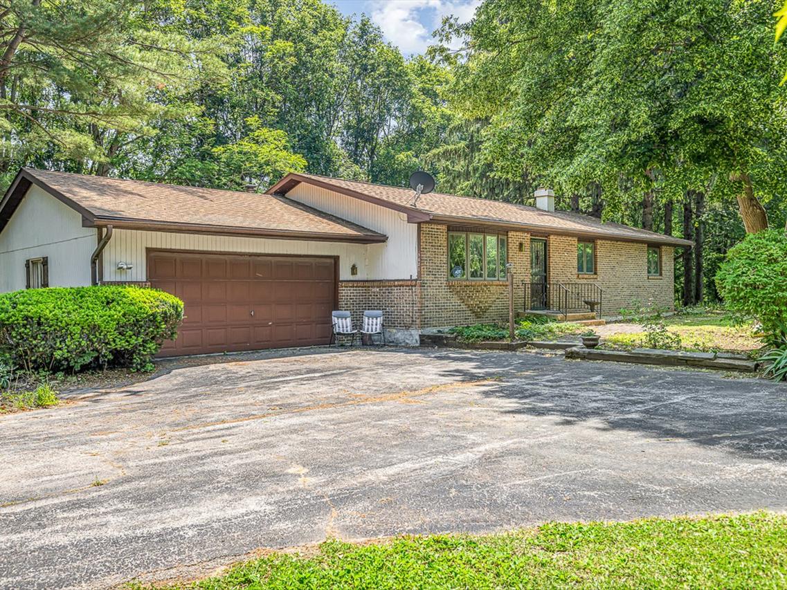 3621 Baxter Rd., Rockford, IL 61109
