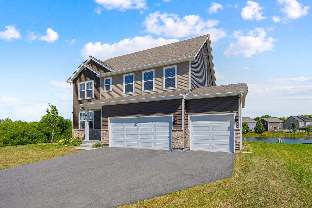 2042 Legacy Pointe Blvd., Plainfield, IL 60586