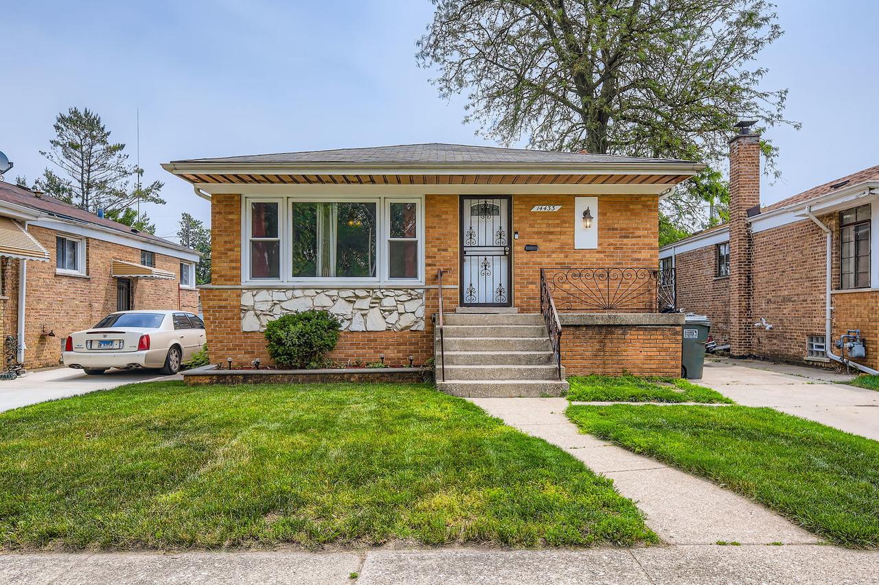 14433 Woodlawn Ave., Dolton, IL 60419