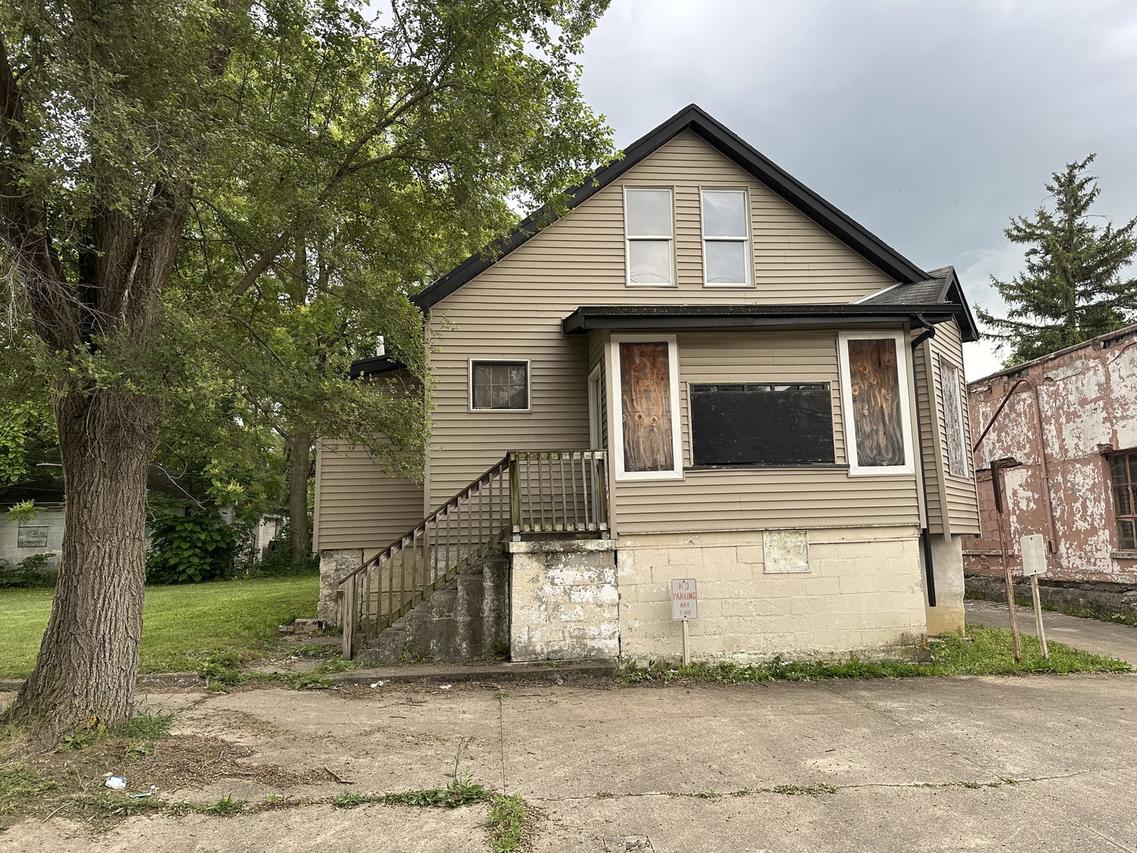 208 E Birch St., Kankakee, IL 60901