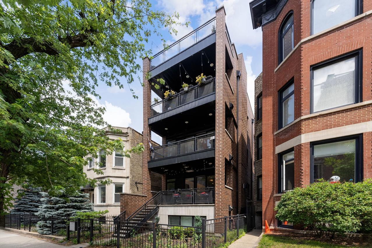 3541 N Sheffield Ave. #1, Chicago, IL 60657