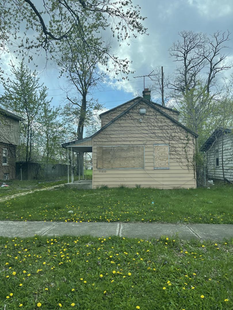 15032 Winchester Ave., Harvey, IL 60426