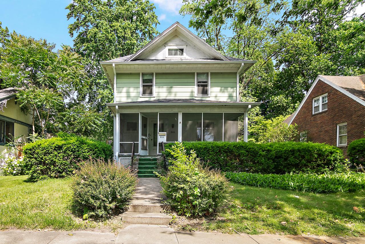 866 S Evergreen Ave., Kankakee, IL 60901