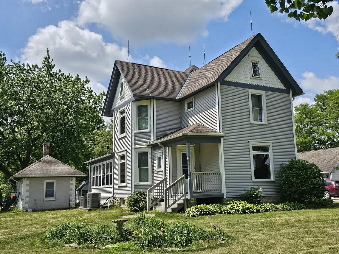 9015 W Joliet Rd., Peotone, IL 60468