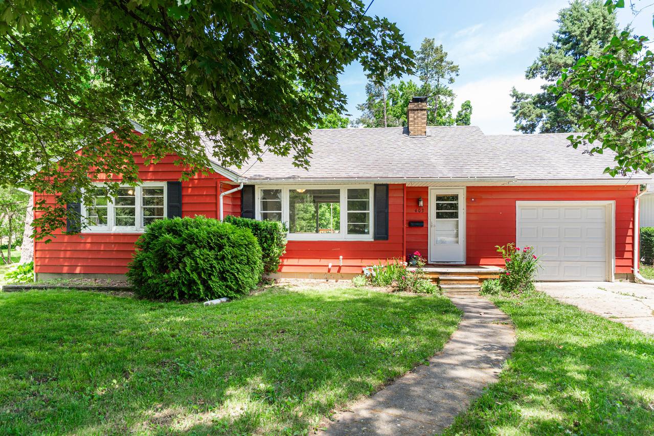 403 W 2nd St., Genoa, IL 60135