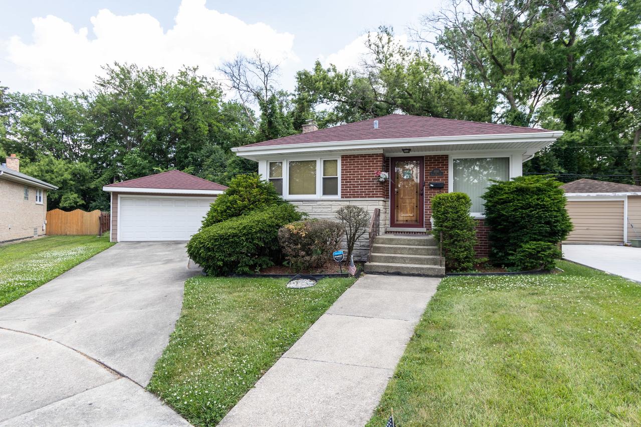 4816 St Paul Ct., Hillside, IL 60162